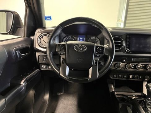 Used 2021 Toyota Tacoma TRD Sport image 21