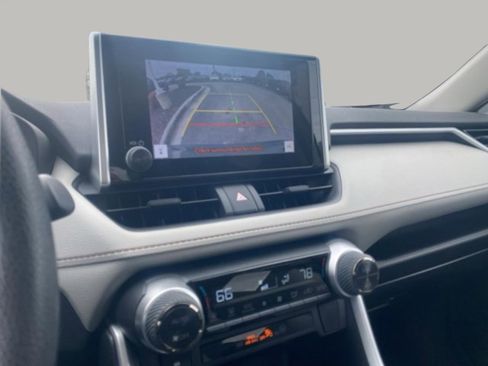 Used 2024 Toyota RAV4 XLE image 21