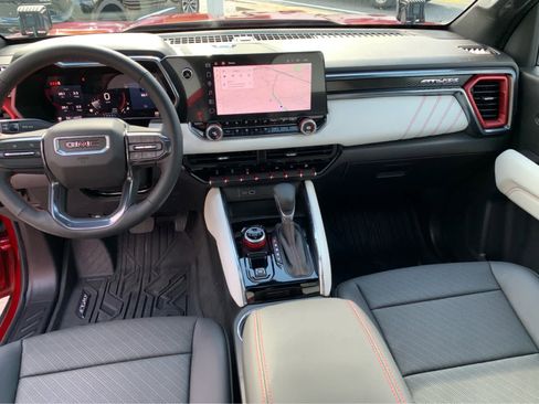 Used 2024 GMC Canyon AT4X image 8