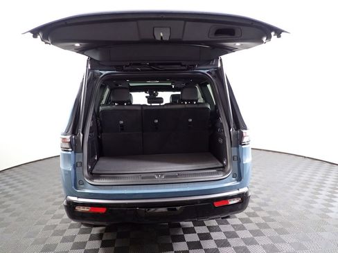 New 2026 Jeep Grand Wagoneer Limited AWD/4WD image 15