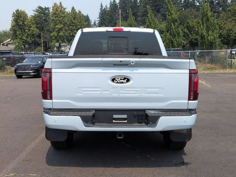 Used 2025 Ford F150 Lariat w/ Equipment Group 502A High AWD/4WD image 4