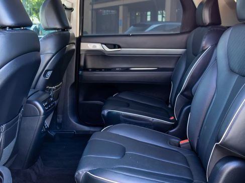 Used 2023 Hyundai Palisade SEL w/ Premium Package AWD/4WD image 14