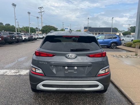 Used 2023 Hyundai Kona SEL FWD image 5