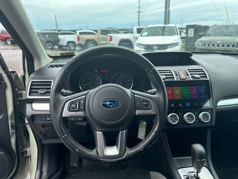 Used 2017 Subaru Crosstrek 2.0i Premium w/ Moonroof Package AWD/4WD image 13