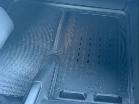 Used 2025 Dodge Charger R/T w/ Plus Group image 14