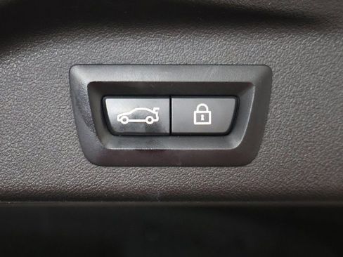 Used 2020 BMW X7 xDrive40i w/ Cold Weather Package image 58