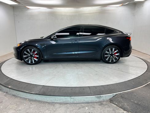 Used 2025 Tesla Model 3 Standard image 2