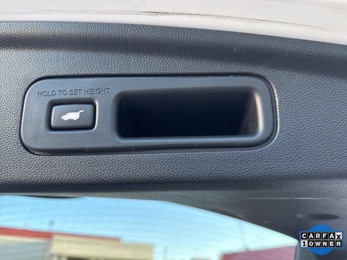 Used 2023 Acura MDX SH-AWD w/ Advance Package image 34