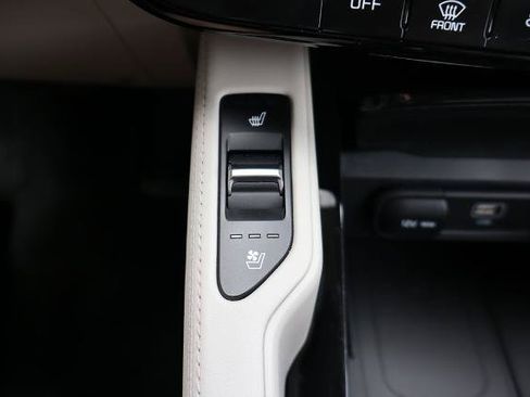 Used 2023 Kia Telluride EX w/ EX Captain's Chair Package AWD/4WD image 26