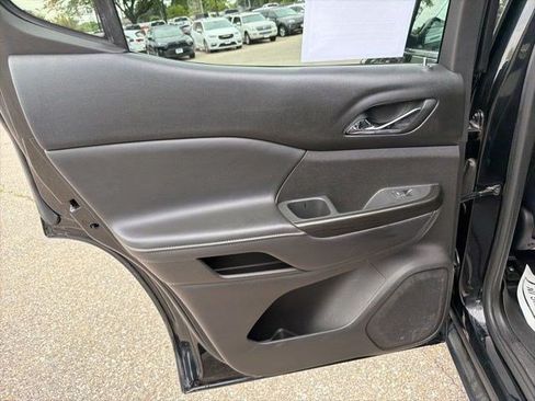Used 2018 GMC Acadia SLT AWD/4WD image 15