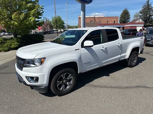 Used 2018 Chevrolet Colorado Z71 AWD/4WD image 7