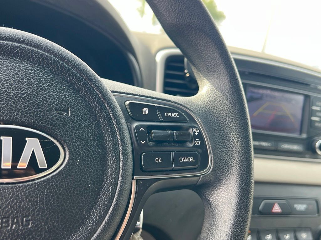 Used 2017 Kia Sportage LX FWD image 16