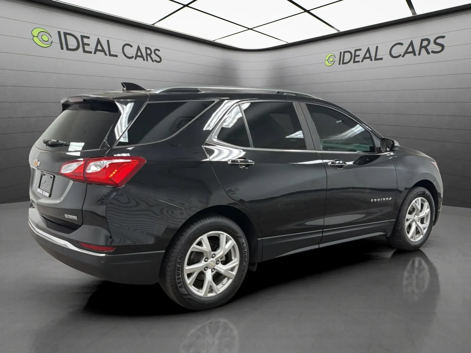 Used 2018 Chevrolet Equinox Premier FWD image 5