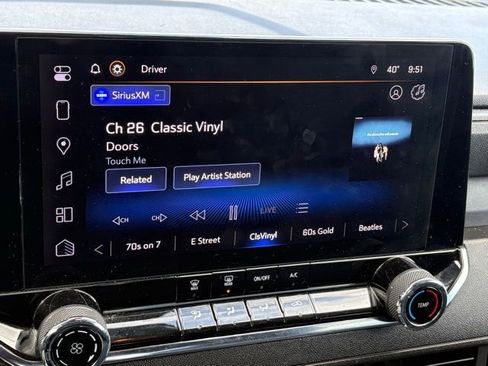 Used 2023 Chevrolet Colorado Trail Boss image 16