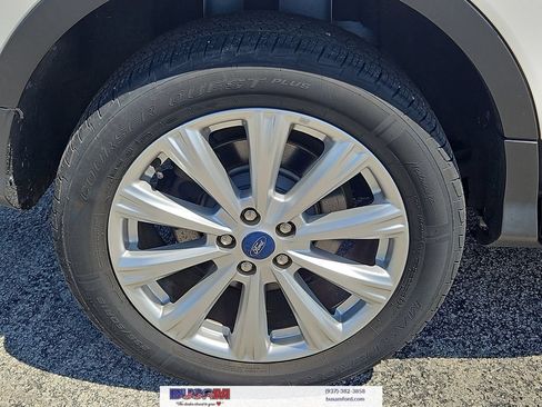 Used 2019 Ford Escape SEL FWD image 5