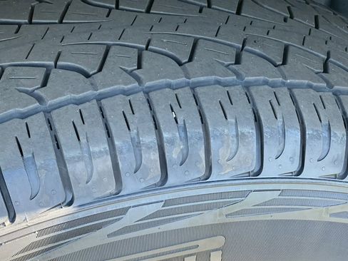 Certified 2022 Ford F150 XLT w/ Equipment Group 302A High image 10