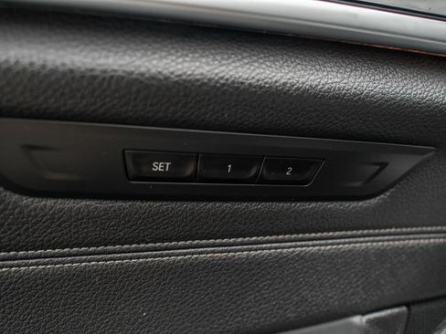 Used 2017 BMW 530i xDrive 530i xDrive Sedan 4D image 19