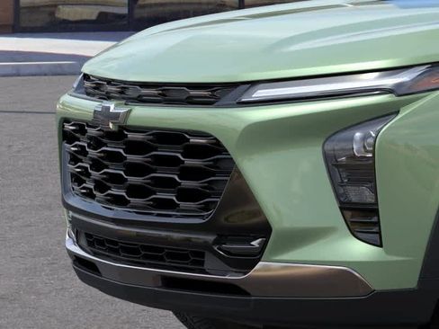 New 2026 Chevrolet Trax ACTIV w/ Driver Confidence Package FWD image 13