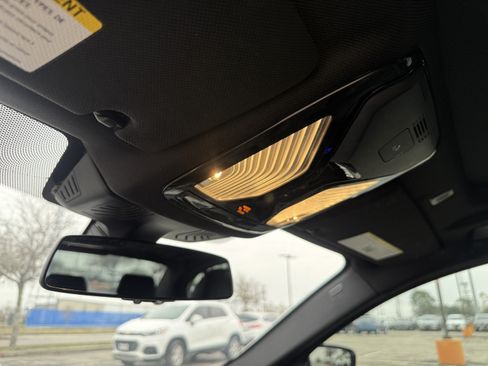 Used 2017 BMW 540i w/ Premium Package image 35