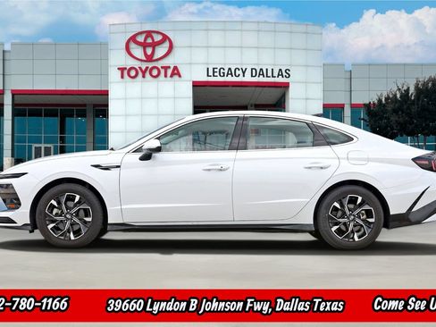 Used 2024 Hyundai Sonata SEL FWD image 7