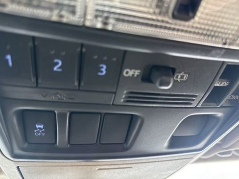 Used 2014 Toyota 4Runner SR5 Premium image 23