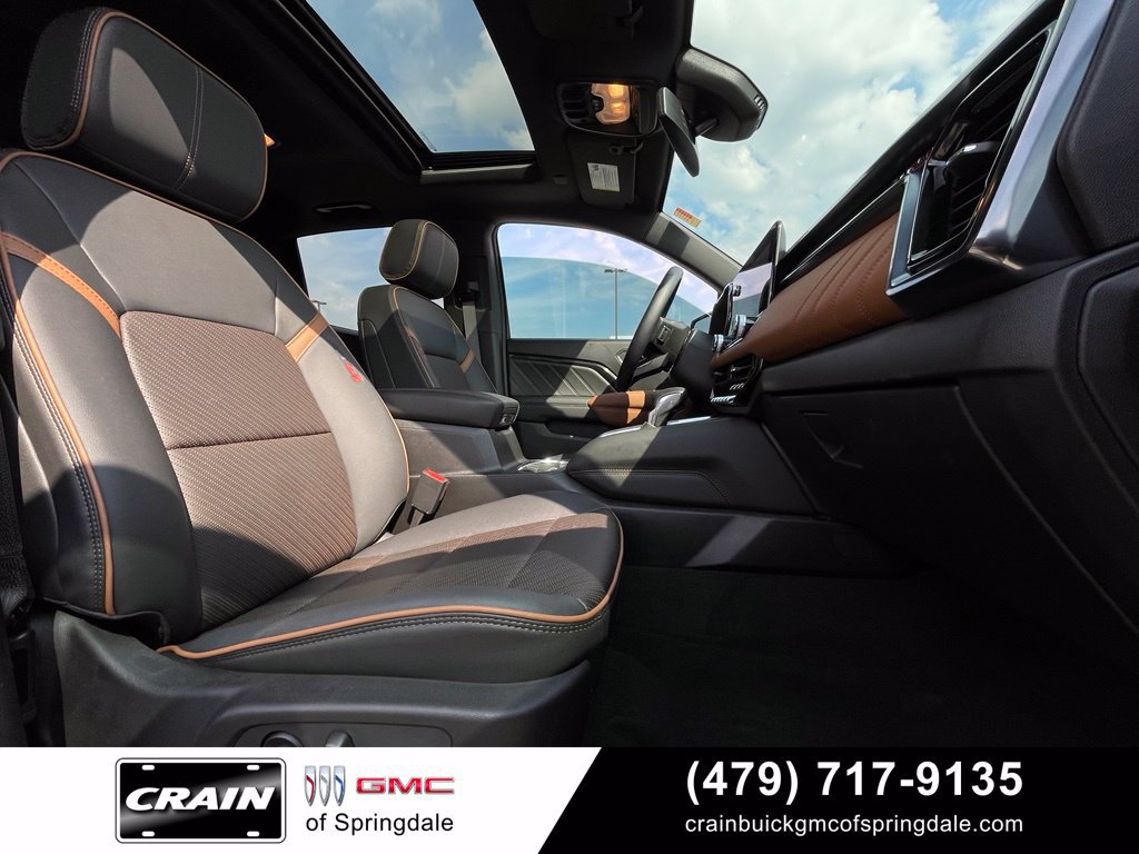 Used 2026 GMC Canyon AT4 w/ Technology Plus Package AWD/4WD image 29