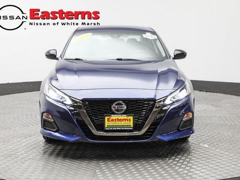 Used 2021 Nissan Altima 2.5 SR image 2