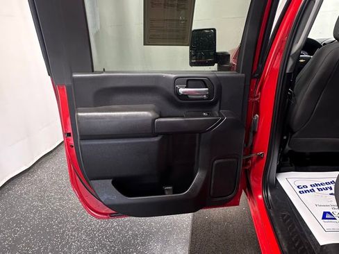 Used 2023 Chevrolet Silverado 2500 Custom w/ Custom Value Package image 27