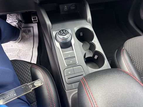 Certified 2024 Ford Escape ST-Line Select image 7