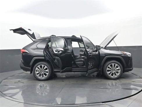 New 2025 Toyota RAV4 XLE Premium image 32