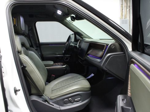 Used 2023 Rivian R1T Adventure image 16