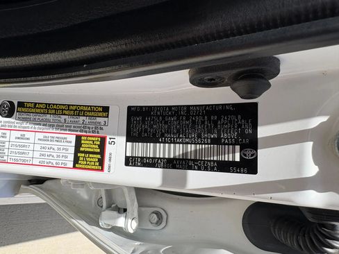 Used 2021 Toyota Camry LE FWD image 37