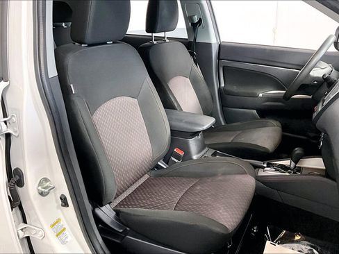 Used 2019 Mitsubishi Outlander Sport LE image 7