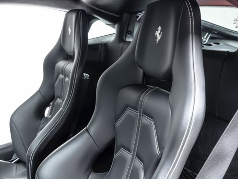 Used 2017 Ferrari 488 GTB image 85