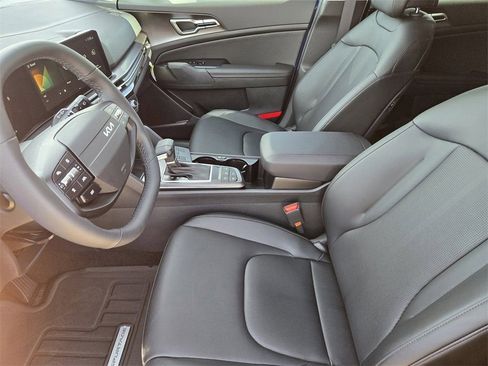 New 2026 Kia Sportage EX w/ EX Panorama Roof Package FWD image 10