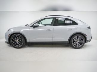Used 2025 Porsche Macan 4 Electric video 2