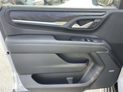 Certified 2022 GMC Yukon Denali image 17