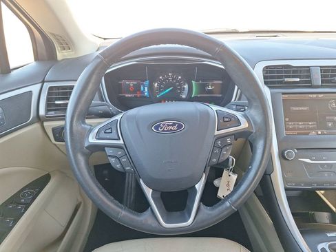 Used 2014 Ford Fusion SE w/ Equipment Group 502A image 12