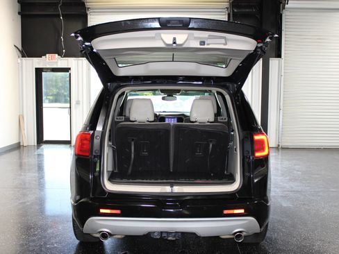 Used 2017 GMC Acadia Denali w/ Technology Package AWD/4WD image 41