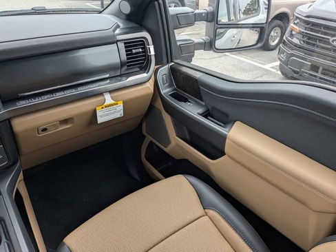 New 2026 Ford F350 Lariat image 17