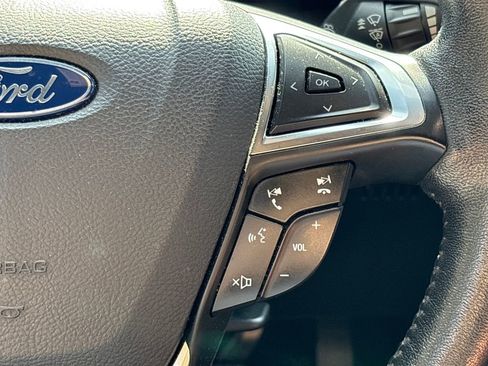 Used 2019 Ford Fusion Titanium image 16