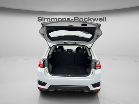 Used 2024 Mitsubishi Outlander Sport SE image 16