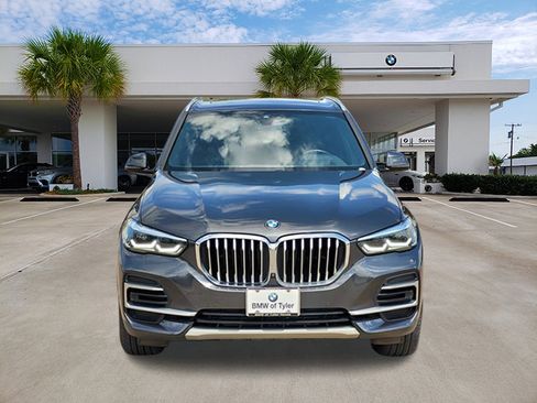 Certified 2023 BMW X5 sDrive40i image 2