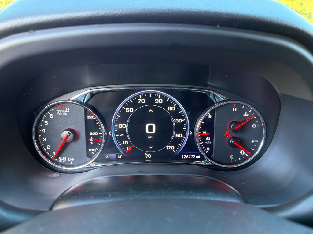 Used 2021 GMC Acadia AT4 w/ Technology Package AWD/4WD image 9