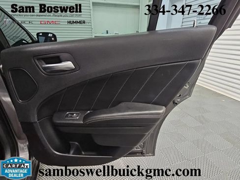 Used 2017 Dodge Charger R/T w/ Premium Group RWD image 36