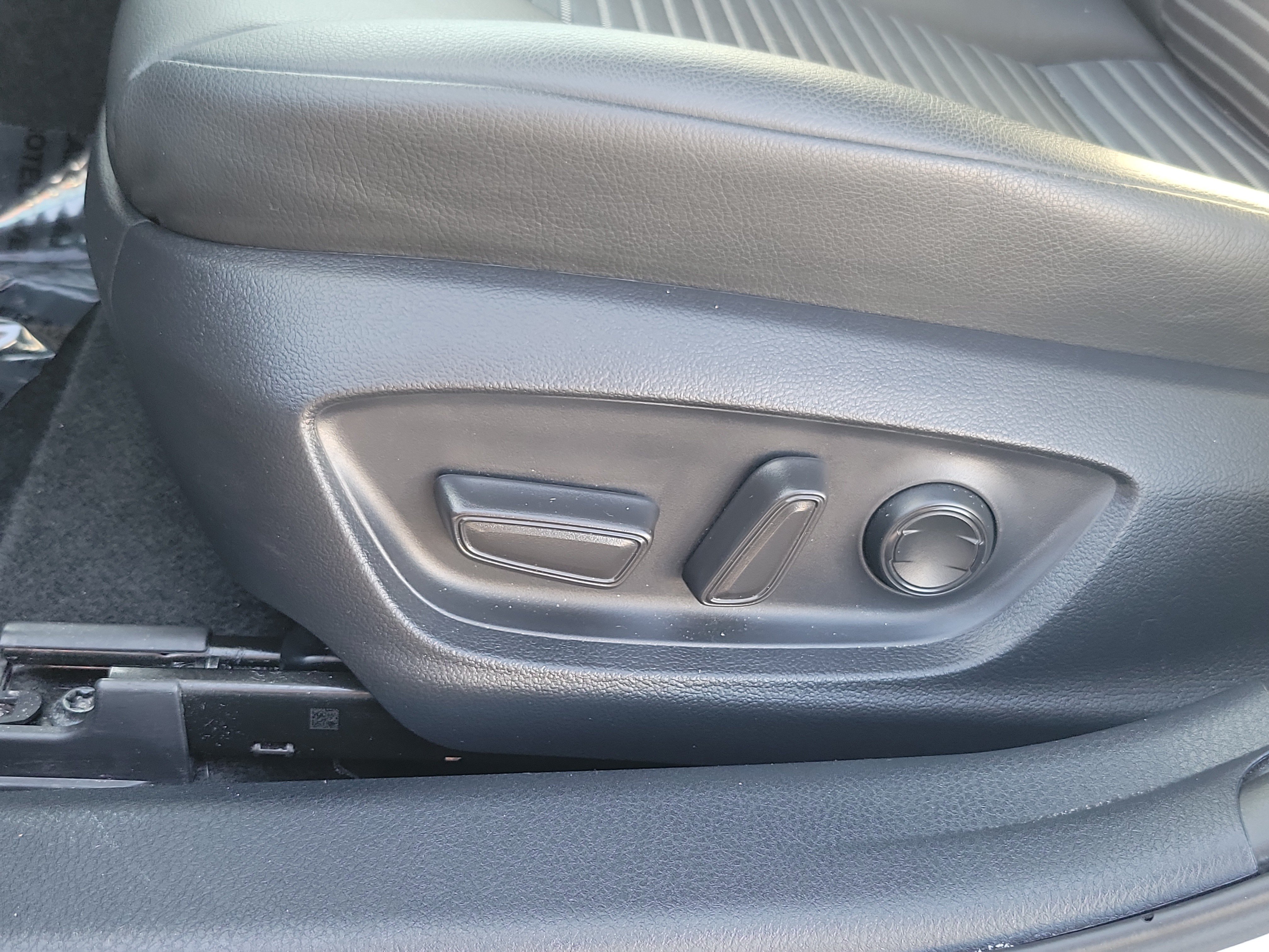 Certified 2024 Toyota Camry SE FWD image 21