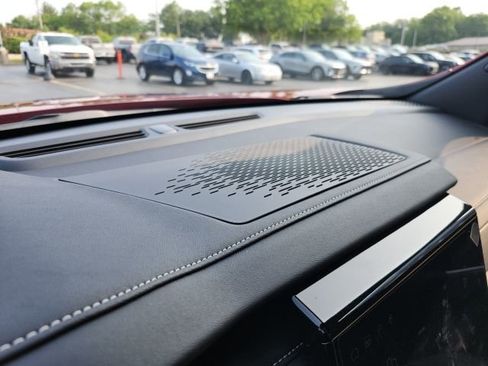 New 2025 GMC Acadia Elevation w/ Elevation Premium Package image 37