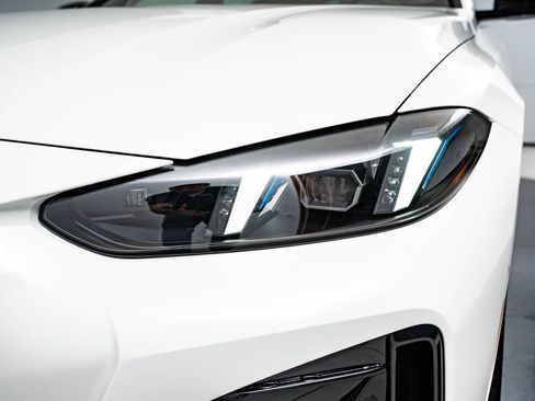 New 2026 BMW 430i xDrive w/ M Sport Package AWD/4WD image 15