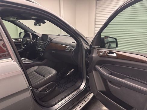 Used 2019 Mercedes-Benz GLS 450 4MATIC image 8