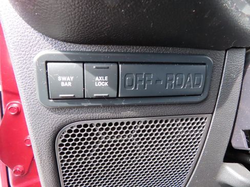 Used 2013 Jeep Wrangler Unlimited Rubicon w/ Dual Top Group AWD/4WD image 30